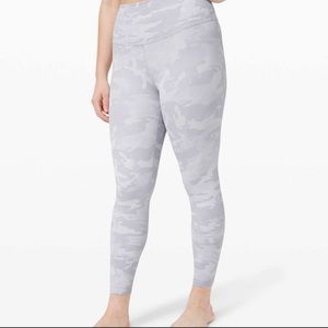 Lululemon Wunder Under White Camo